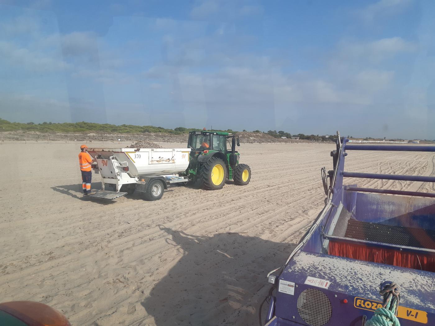 Recogidos 66.000 kg. de maderas y cañas de las playas del Sur 