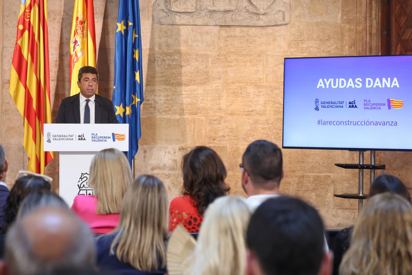 Carlos Mazón anuncia más ayudas para familias afectadas por las riadas