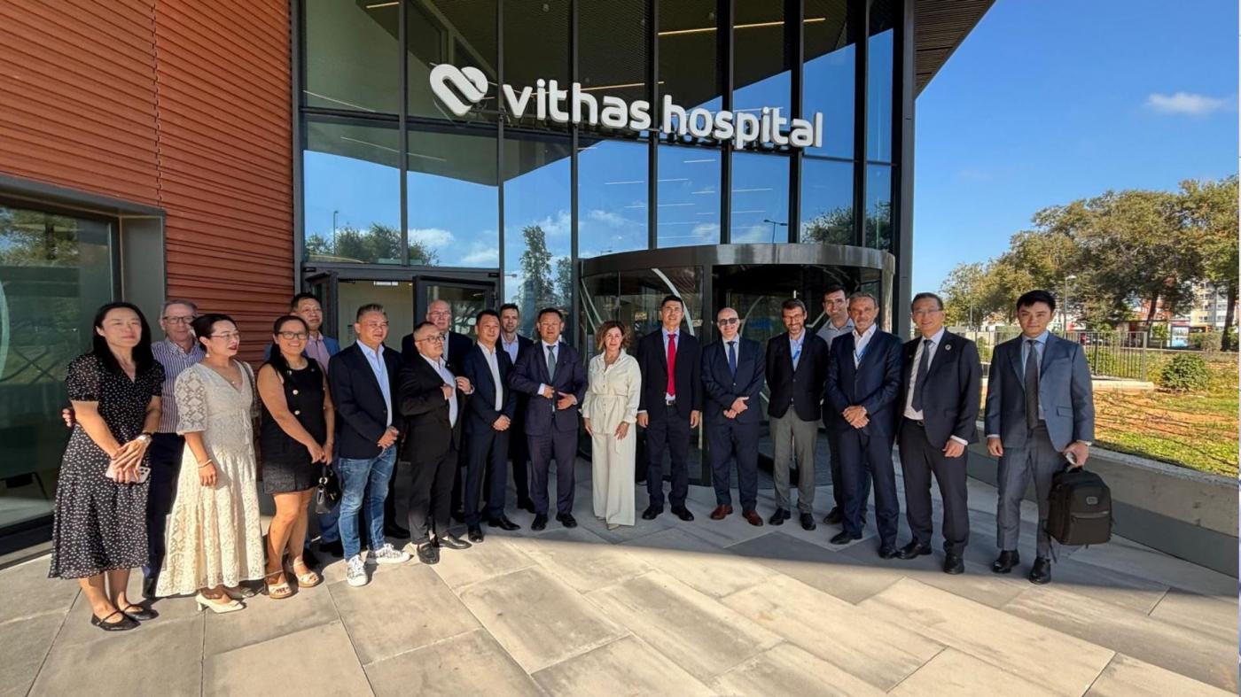 Vithas firma un acuerdo de colaboración con la Federación de Asociaciones Chinas 