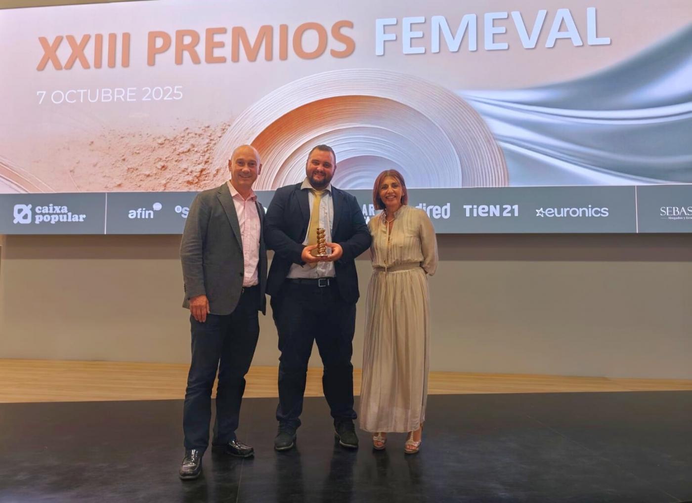 MESbook es galardonada por FEMEVAL en la categoría de Transformación Digital