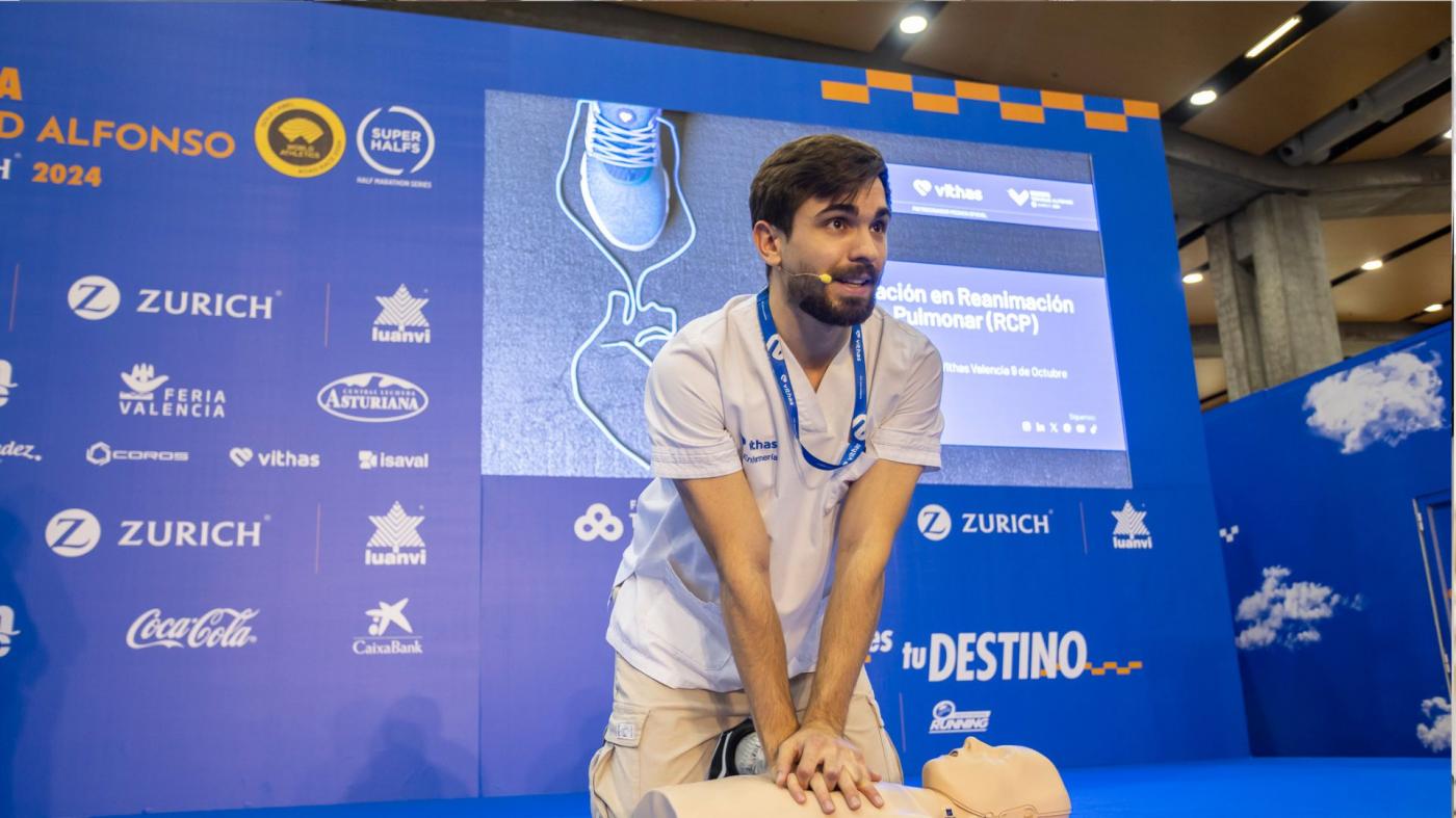 Vithas participa en la Expo 21K Feria Valencia con motivo del Medio Maratón