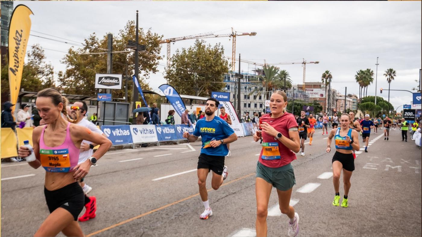 Correr un maratón deja huellas en el cuerpo