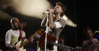 Dani Fernández abarrota el Roig Arena en su primer concierto 