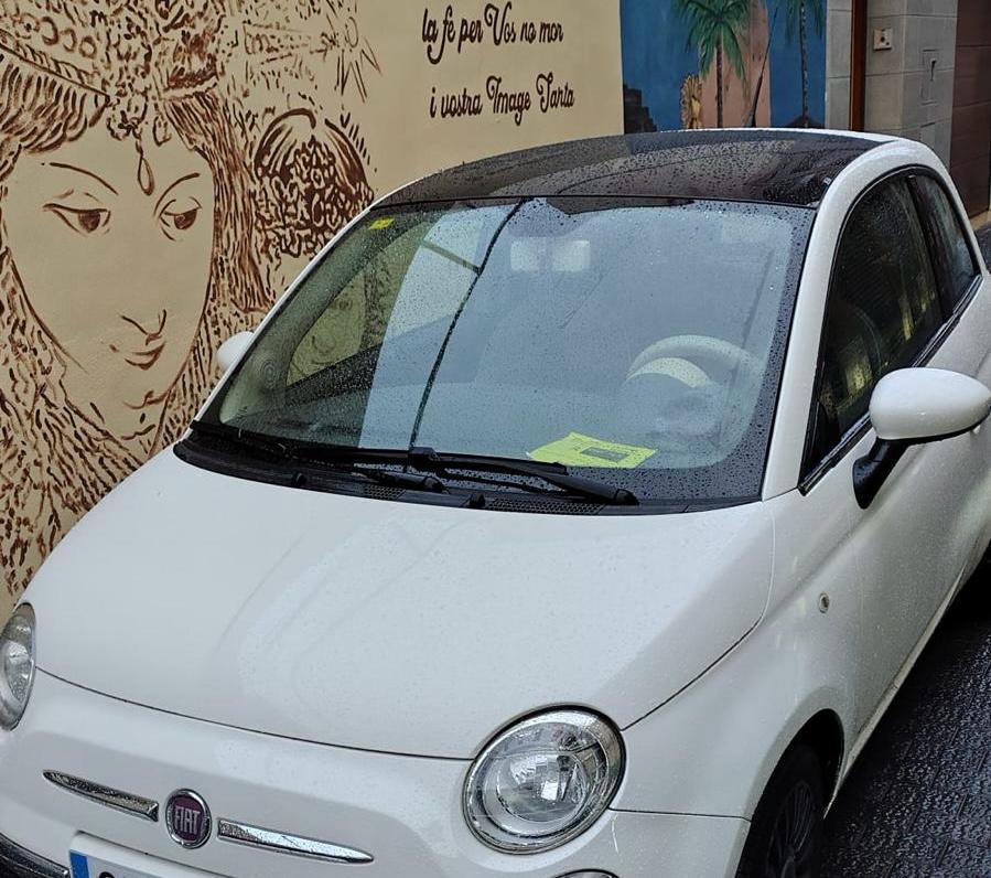 Torrent investigará el uso indebido de una tarjeta municipal de estacionamiento