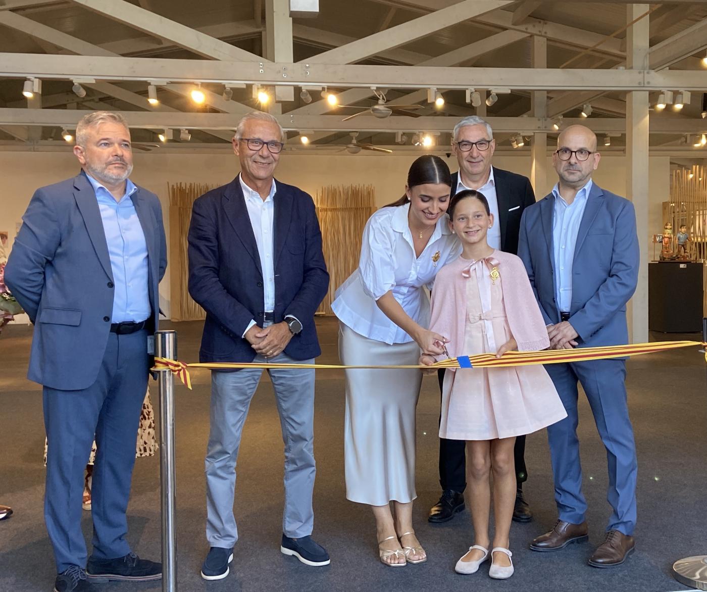 El Gremio de Artistas Falleros y Nuevo Centro inauguran la exposición de ninots infantiles